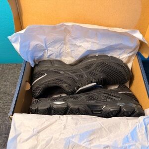 Asics women Black Athletic Running Shoes